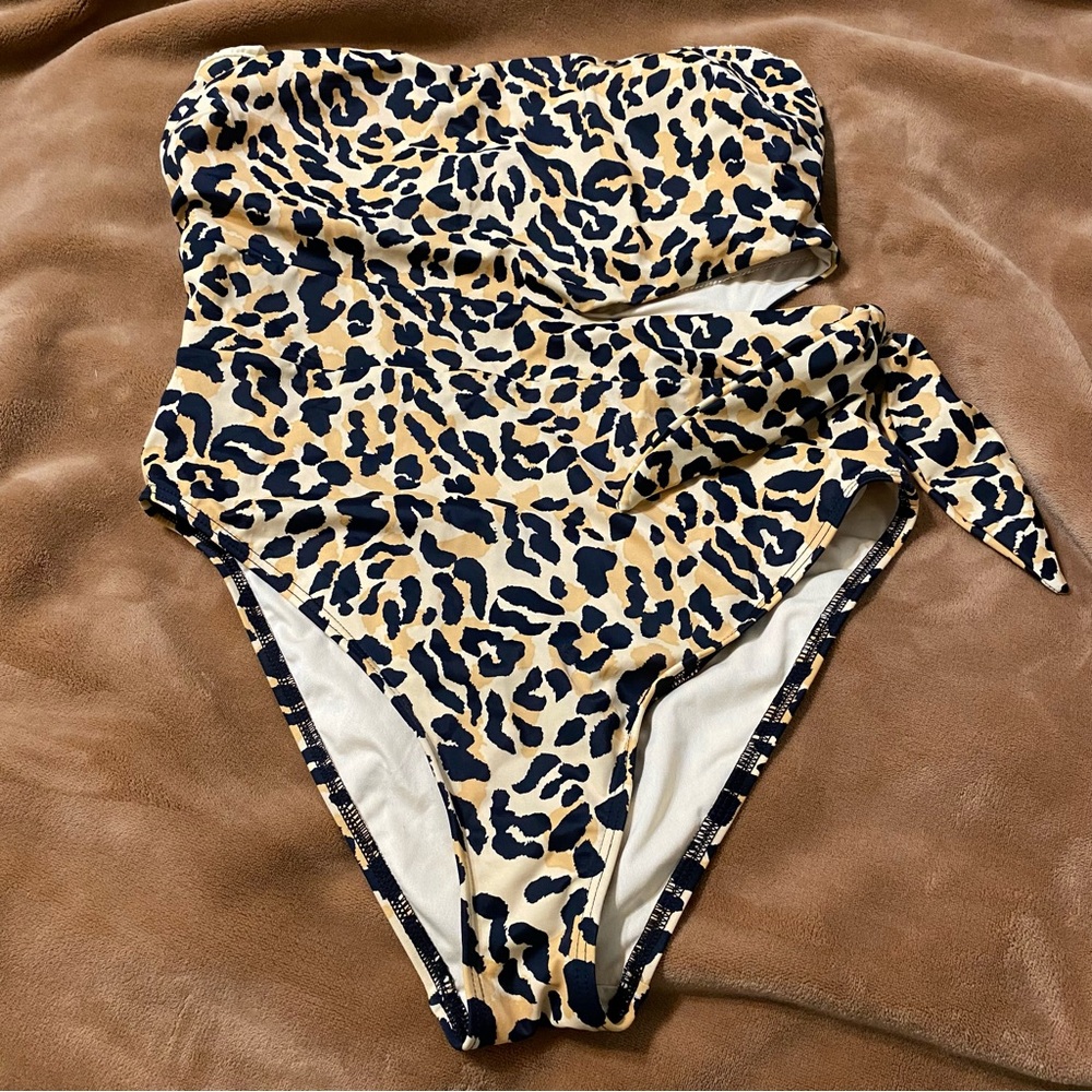 Eloquii Strapless Leopard Print One-Piece Swimsuit Women’s 18 NWOT